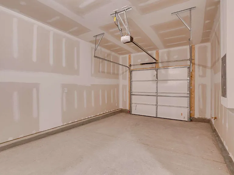 4213 Bryson Dr — Photo 28