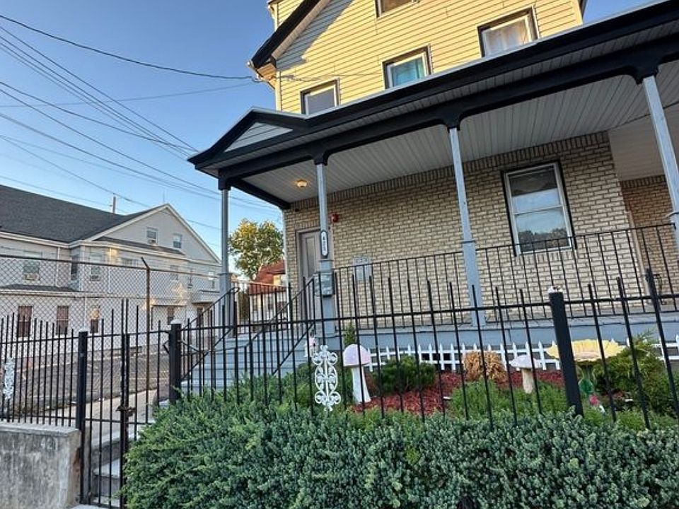 1st image of 421 Ellison St