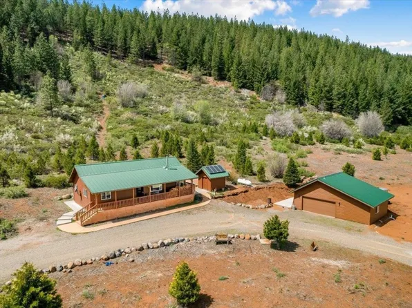 2125 Lava Dr, McCloud, CA 96057