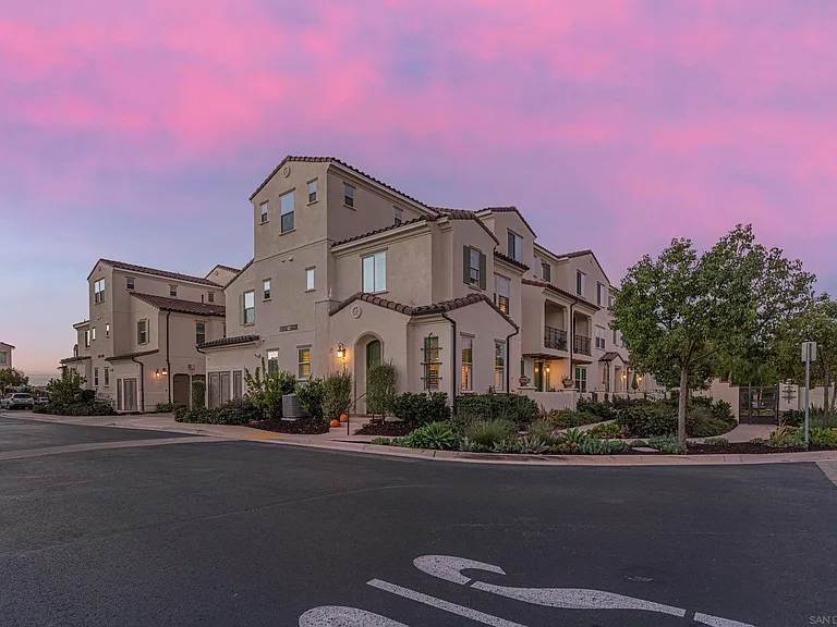 16029 Veridian Cir — Photo 1