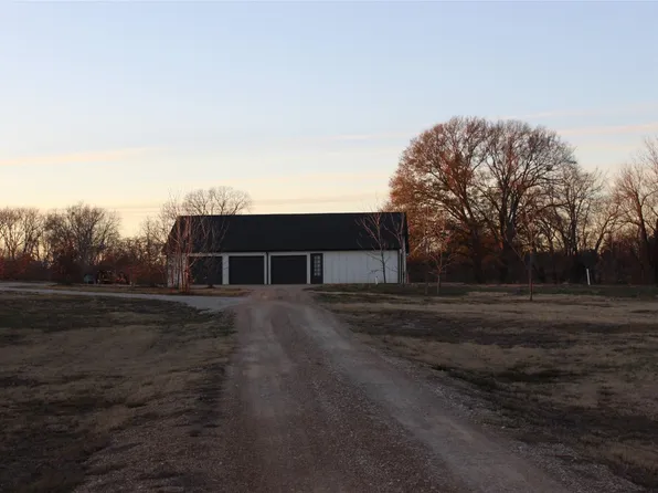 3732 Fm 47, Wills Point, TX 75169