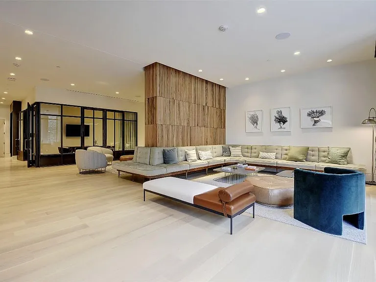 501 West Ave #703 — Photo 25