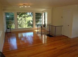 435 Scenic Rd, Fairfax, CA 94930