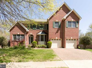 8514 Ashgrove Plantation Cir, Vienna, VA 22182