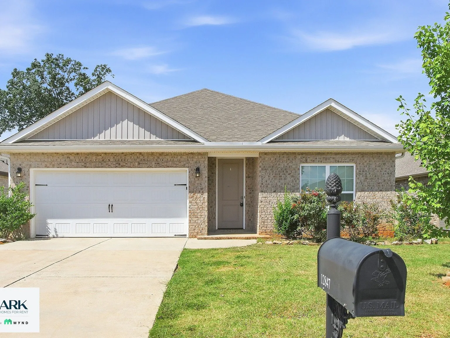 4 bed, 3.0 bath, 1974 sqft, $1,929 — Photo 1