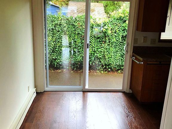 4th image of 1139 SE Baseline St APT 6