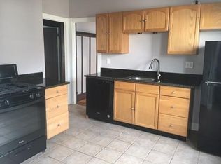 272 Park St #1, Boston, MA 02132