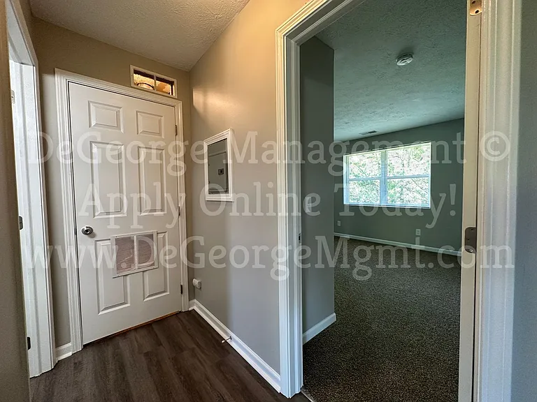 Burdick Estates Apartments — Photo 109