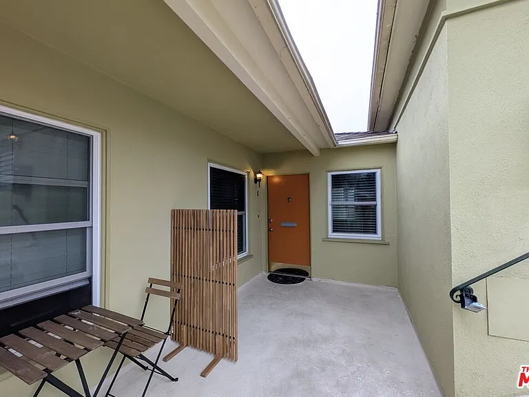 1128 Euclid St #C — Photo 12