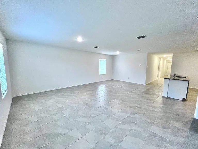 411 Ashbrook Way — Photo 8