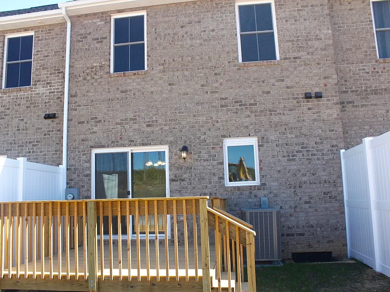 113 Cedar Point Ln — Photo 28