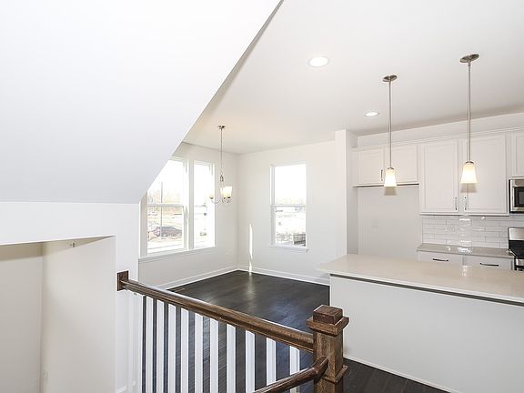 4th image of 3S557 Camden St Lot 6.01