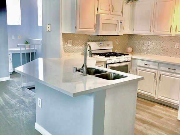3rd image of 8555 W Russell Rd Unit 2100