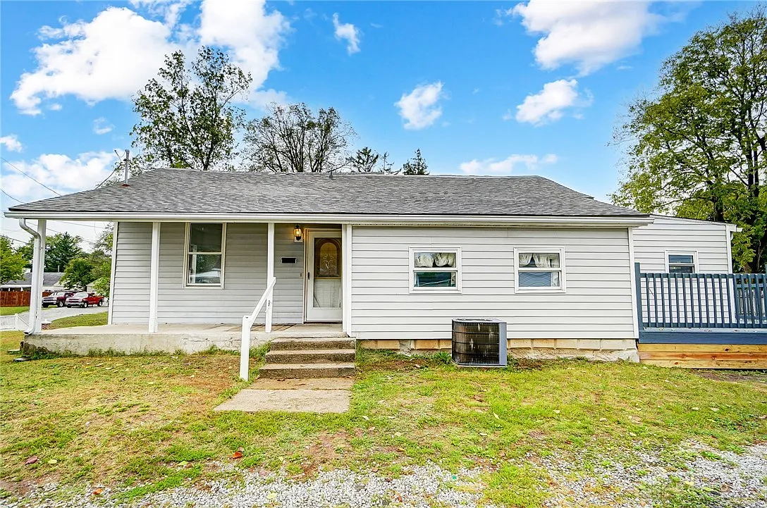 625 Gordon St photo 1