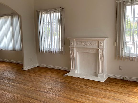 5th image of 1149 Gordon St #1/2
