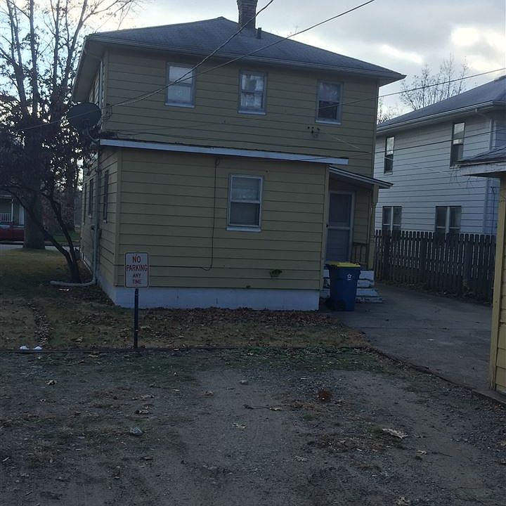 2nd image of 614 W Mishawaka Ave