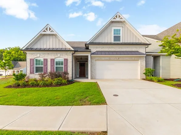 601 Cork St, Woodstock, GA 30188