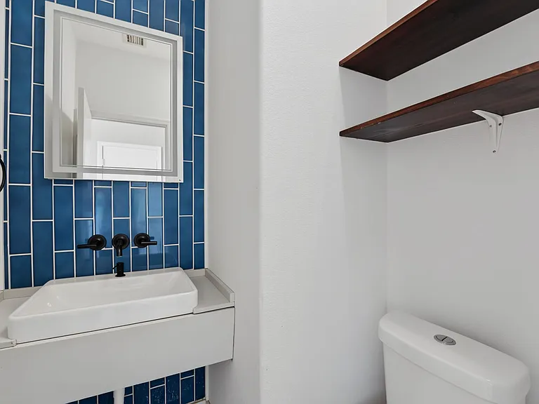 1886 E Don Carlos Ave #139 — Photo 8