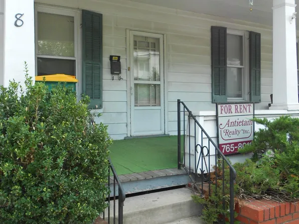 8 E 3rd St, Waynesboro, PA 17268