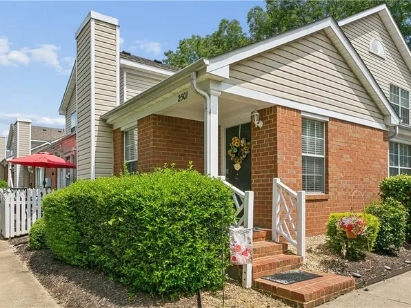 2501 Westgate Cir, Williamsburg, VA 23185