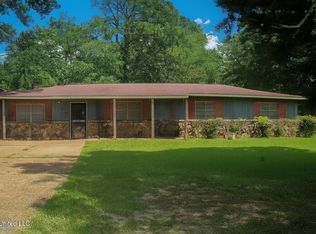 1066 Maria Dr, Jackson, MS 39204