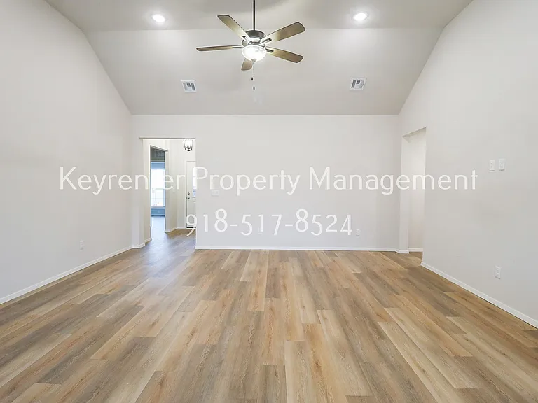 3109 S Redwood Pl — Photo 17