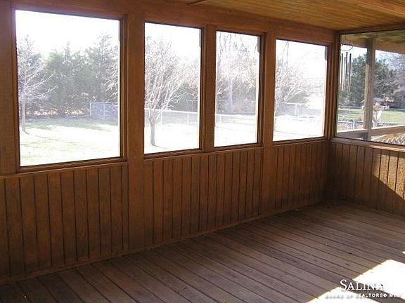4th image of 1984 E Marcye Ln
