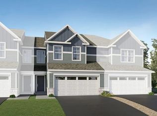 3474 Trails End Cir, Eagan, MN 55123
