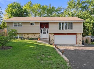 1802 Pheasant Ave, Twin Lakes, WI 53181