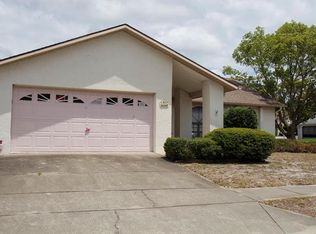 11418 Brown Bear Ln, Port Richey, FL 34668