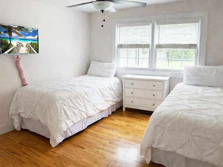 36 Matthews Dr — Photo 17