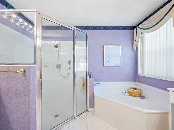 2866 Waters Edge Circle, Greenacres, FL 33413