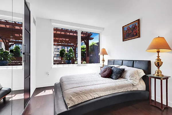 Sold by Compass | media 6