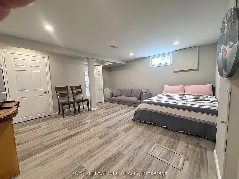 10 Lafayette Dr — Photo 17