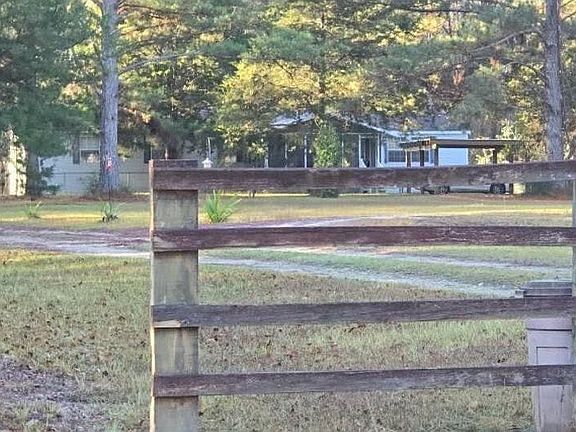 3rd image of 4571 Wilderness Rd