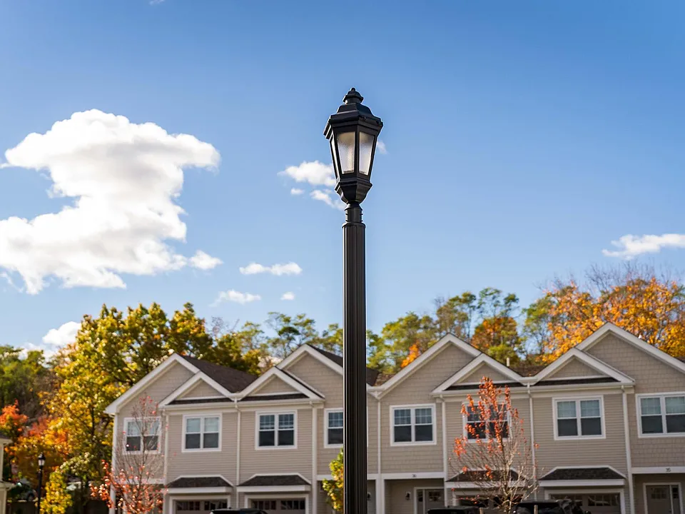 Townhomes at 285