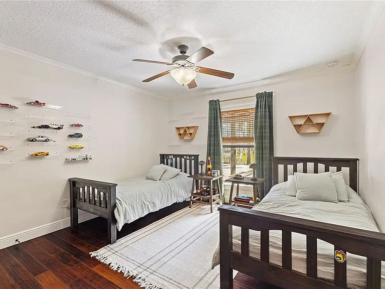 10355 Trout Rd — Photo 58