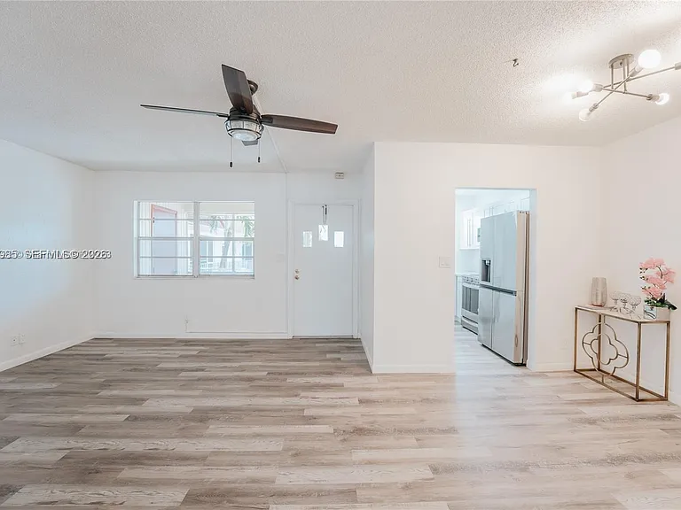 2041 NW 81st Ave #427 — Photo 9