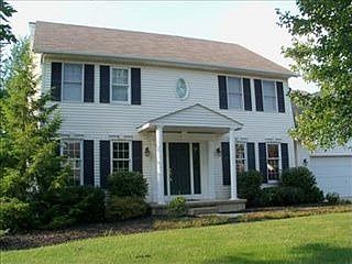 1st image of 340 Carol Ln