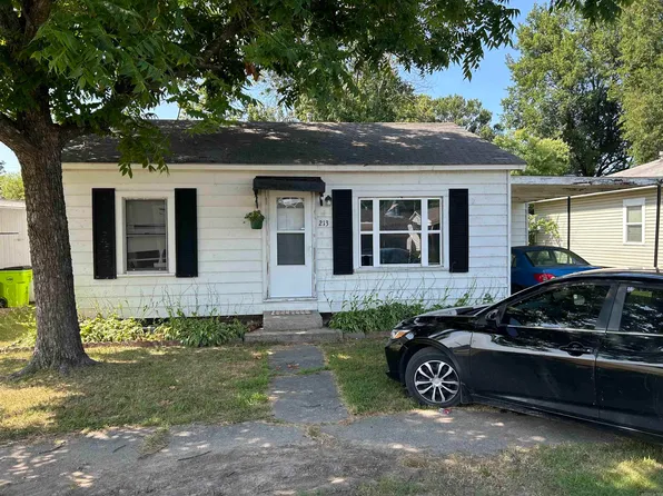213 W 20th St, Stuttgart, AR 72160