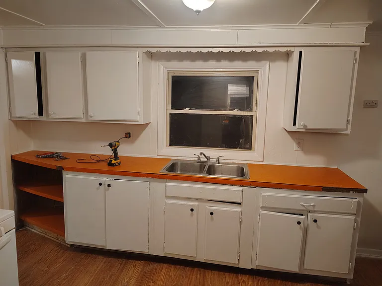 35 5th Ave #2 — Photo 6