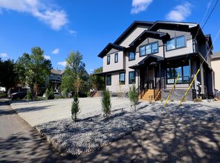 10820 86th Ave NW, Edmonton, AB T6E 2L8