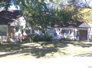 19507 Lennane, Redford, MI 48240