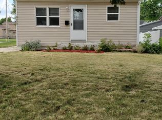 925 20th Ave SW, Cedar Rapids, IA 52404