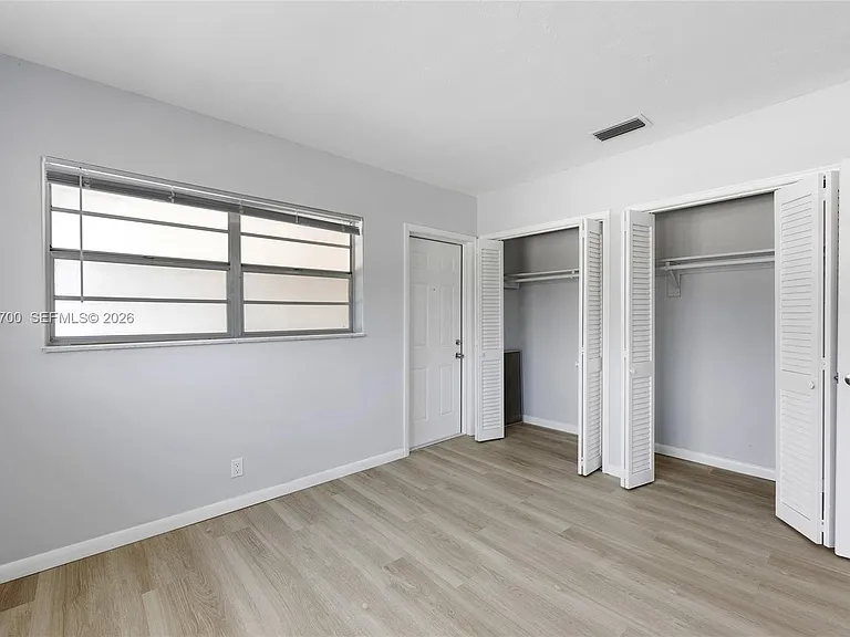 1825 Cleveland St #12 — Photo 12