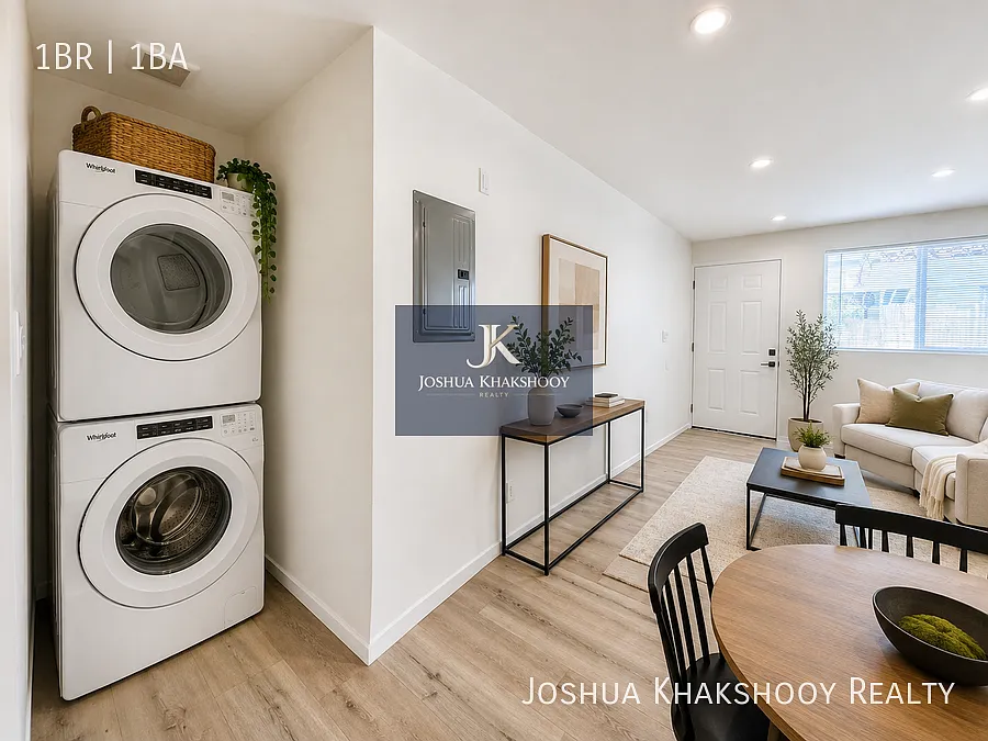 14615 Gilmore St Van Nuys, CA 91411 — Photo 3