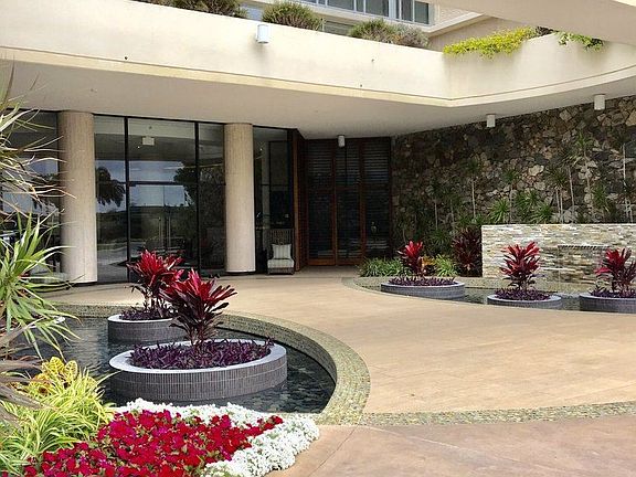 2nd image of 1750 Avenida Del Mundo Unit 405