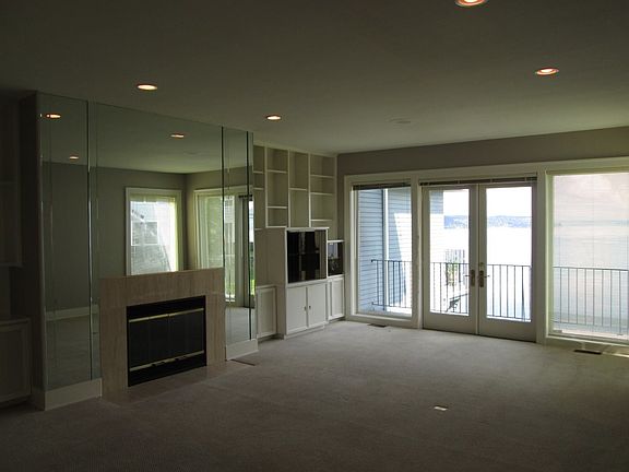 5th image of 7221 Soundview Dr APT 205