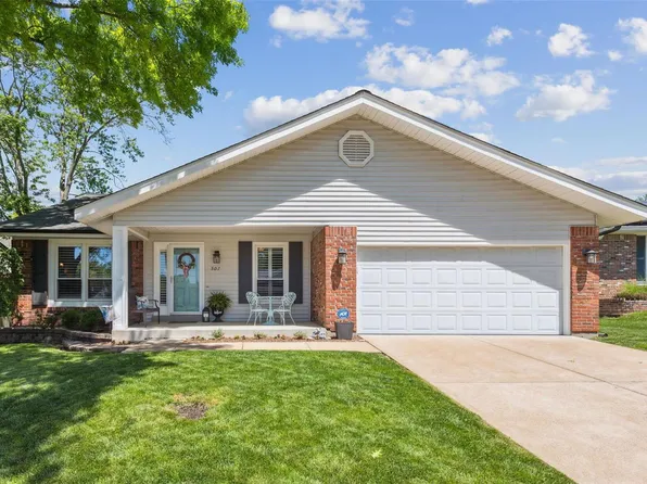 507 Shepards Xing, Ballwin, MO 63021