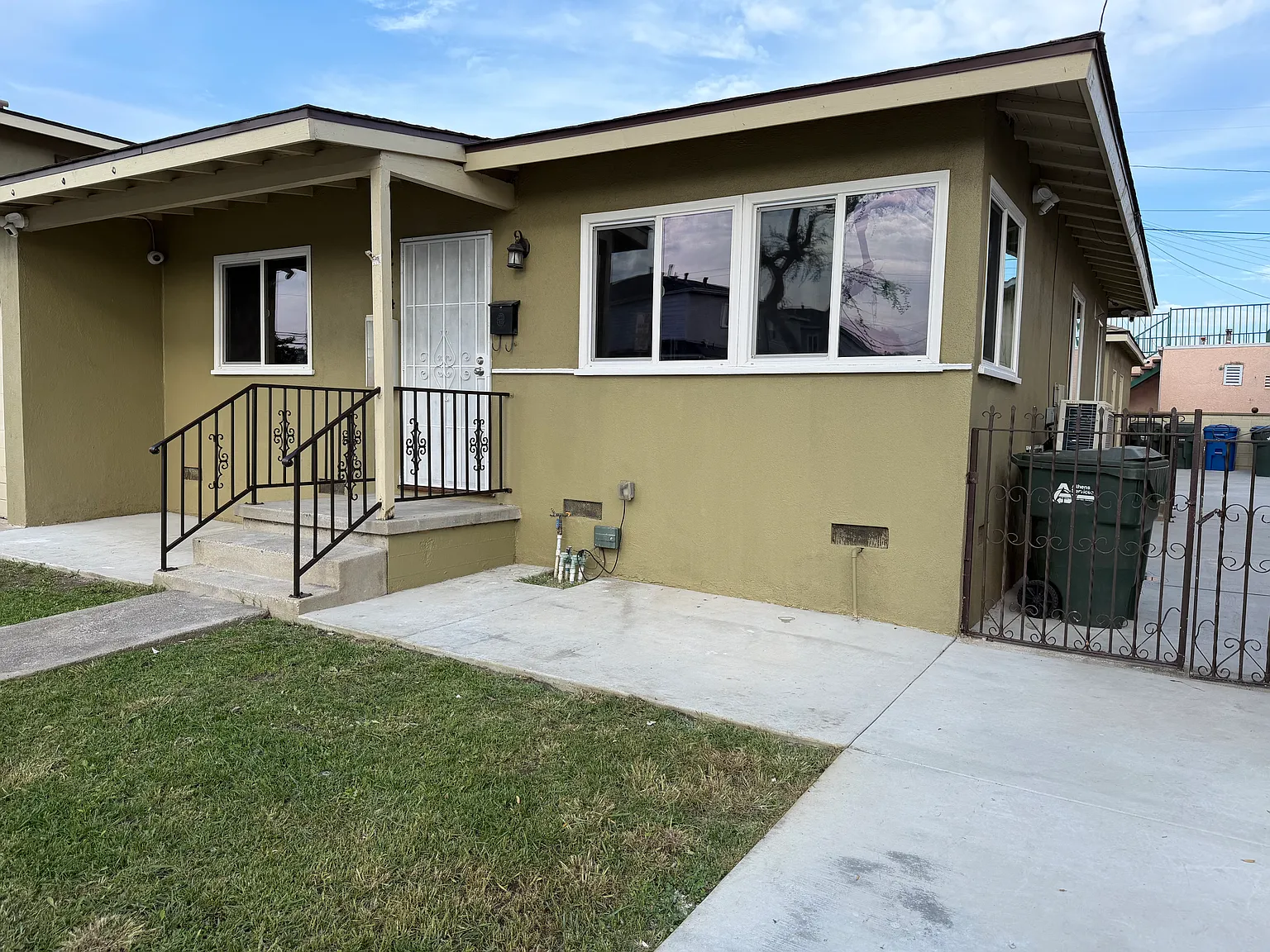 2 bed, $2,800 — Photo 2